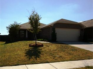 420 Stonecreek Dr, Princeton, TX 75407
