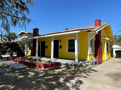 826 N Thorne Ave Photo 1