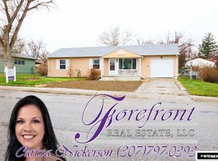 220 S Sun Dr, Casper, WY 82609