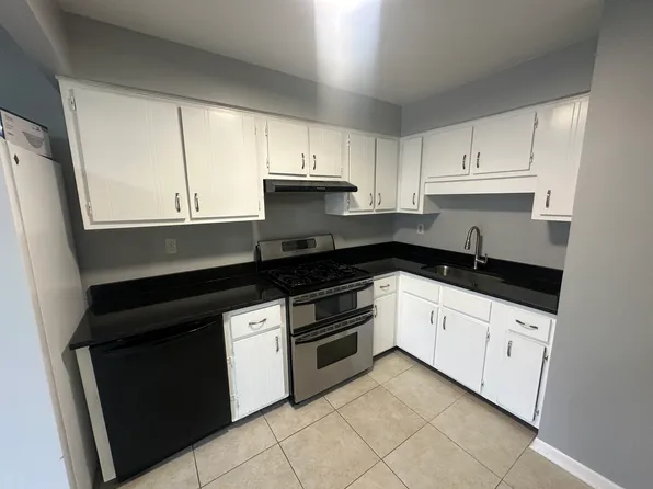 1535 Sheffield Ave #1529, Dyer, IN 46311