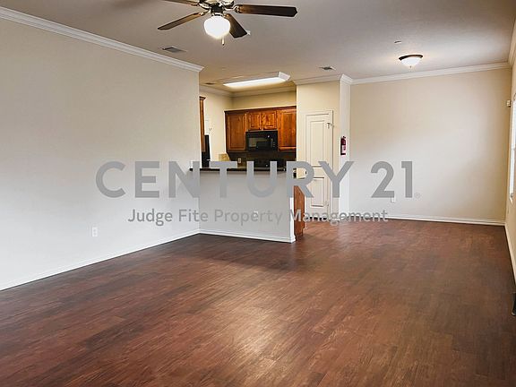 4th image of 420 W Franklin St APT 16