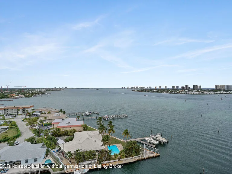 2650 Lake Shore Dr #1203 — Photo 36