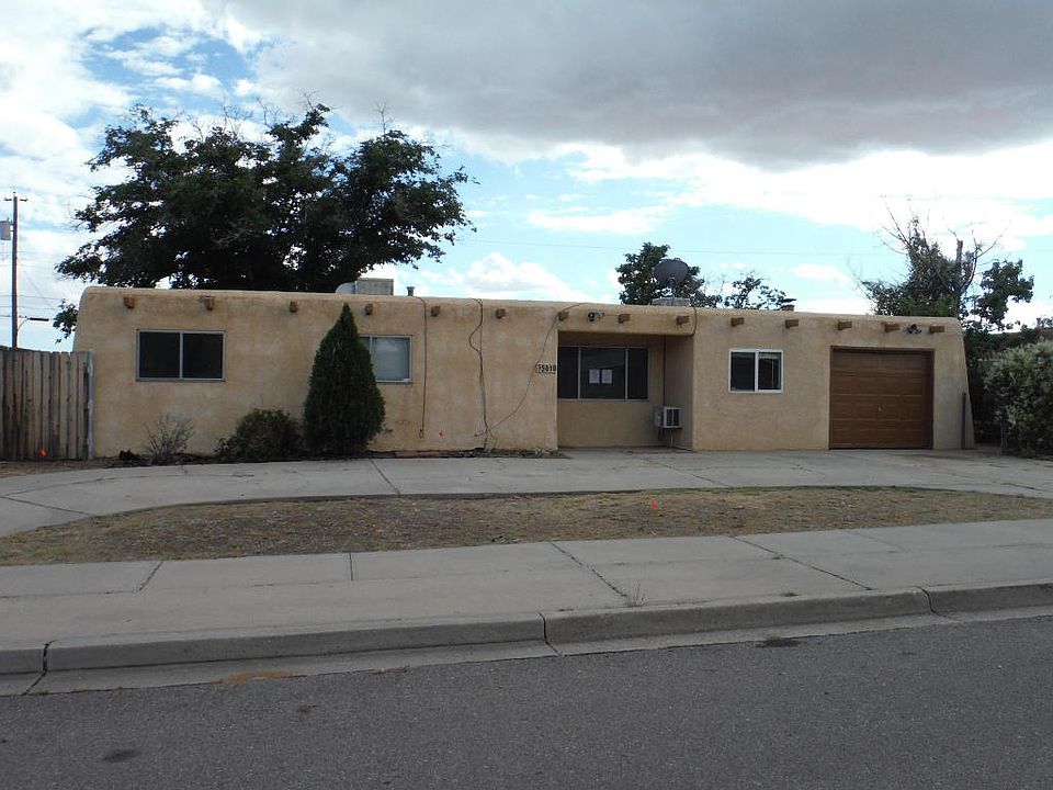 1st image of 5610 Essex Dr NW