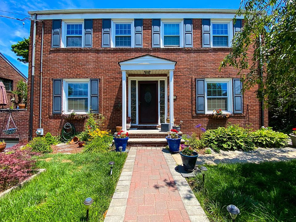 1st image of 711 Pelton Ave
