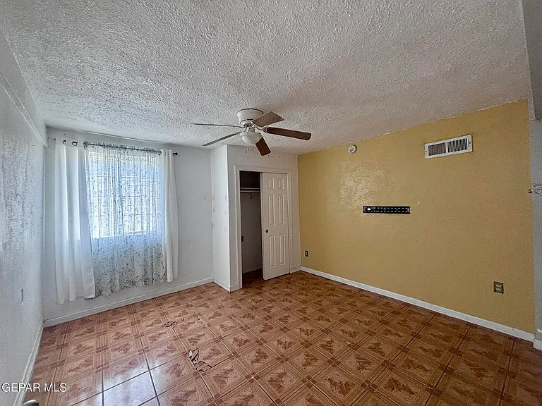 14565 Hendrik Dr #B — Photo 9