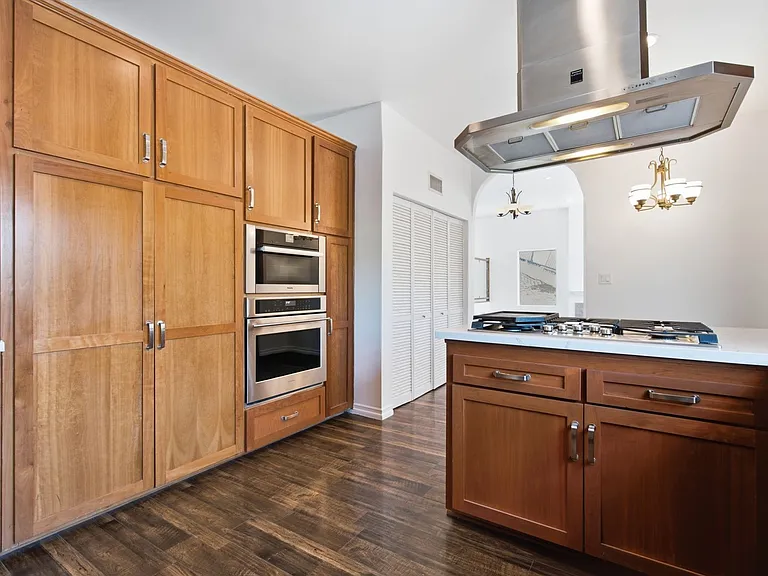 5244 Baza Ave — Photo 8