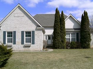 316 Pine Valley Ct, Linden, MI 48451