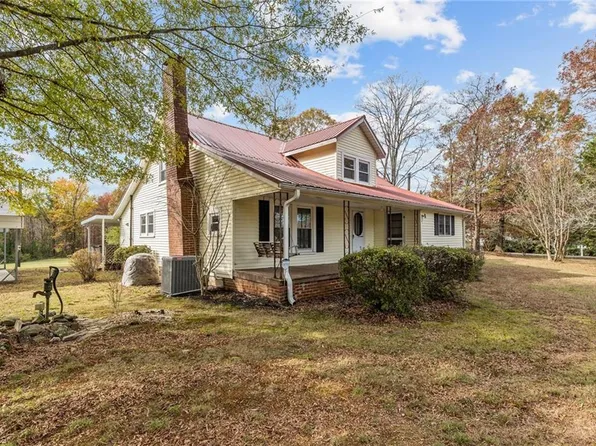 9041 Ellisboro Rd, Stokesdale, NC 27357