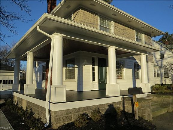 3rd image of 717 Park Ave