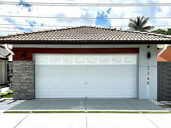 5th image of 2260 W Lake Miramar Cir