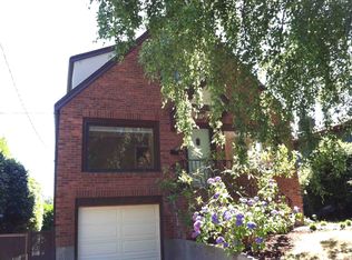 3711 NE 43rd St, Seattle, WA 98105