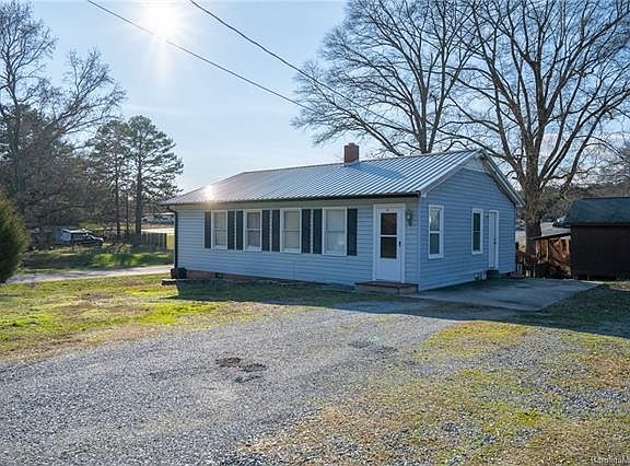 3rd image of 1109 White Ln