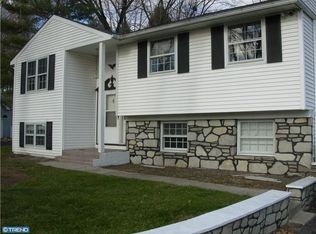 518 Buckman Dr, Hatboro, PA