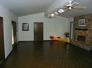 F1268641_401_22