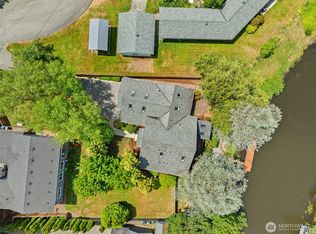 11028 E Riverside Drive, Bothell, WA 98011
