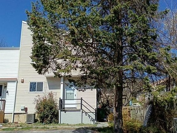 2nd image of 213 Chenault Ct