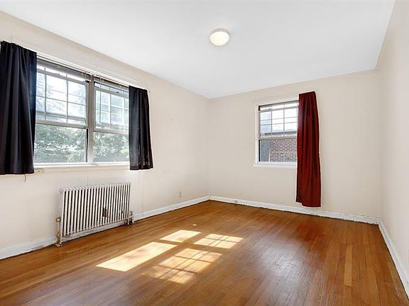 2nd image of 7712 Vleigh Pl APT E