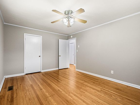 5th image of 167 Longview Dr SE