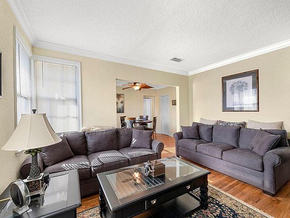 5th image of 319 1st Ave N APT 2A