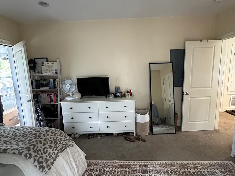 25 Lothrop St #1 — Photo 6