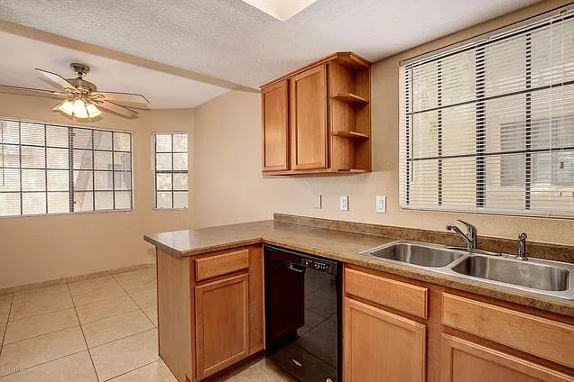 925 S Longmore #212 — Photo 13