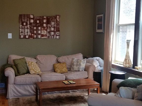 4th image of 939 N Western Ave #2F