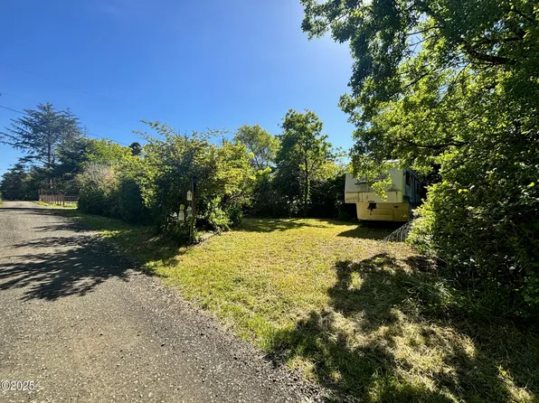 6543 NE Mason Ave, Yachats, OR 97498