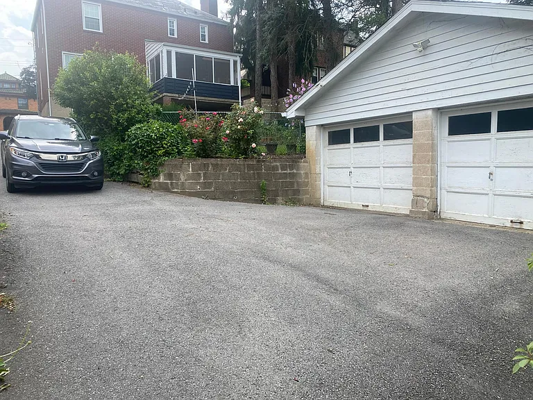 114 Newburn Dr — Photo 24