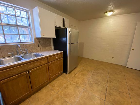 4th image of 3701 Keltner Ave APT 23