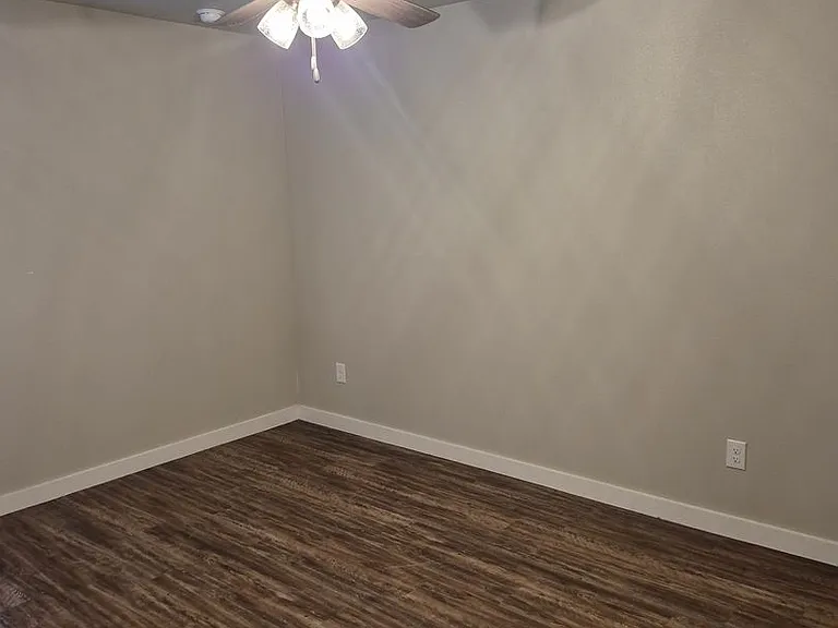 2131 Kokomo Ave — Photo 26