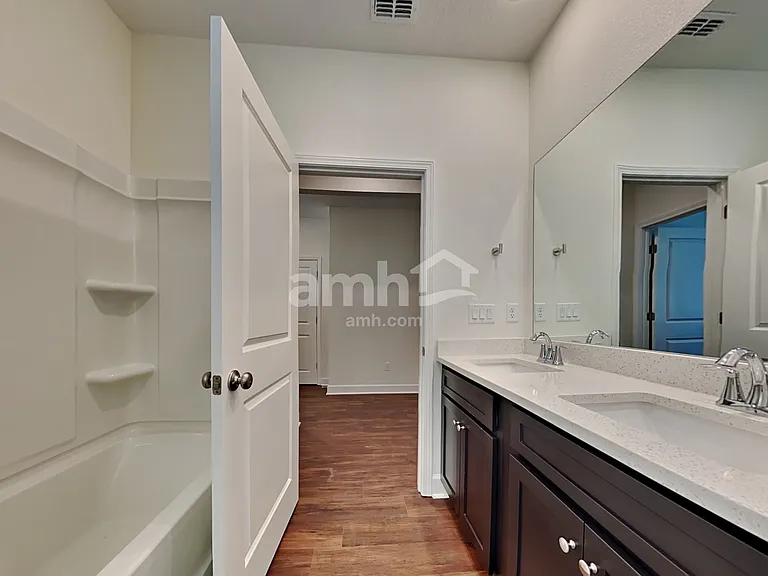 2825 Alanas Meadow Way — Photo 20
