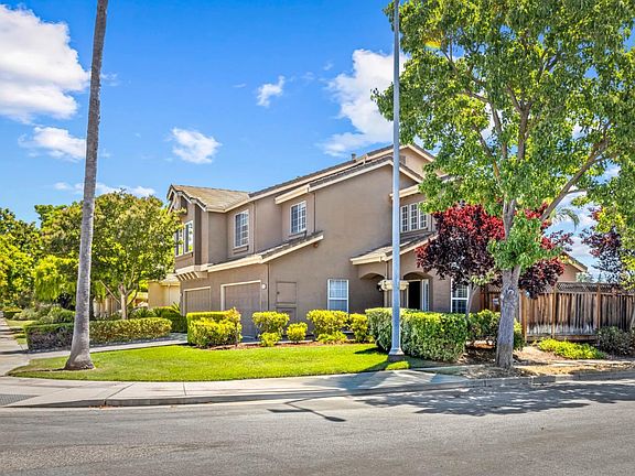 5th image of 1520 Seville Dr