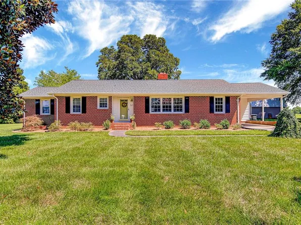 1655 Bunker Hill Sandy Ridge Rd, Kernersville, NC 27284