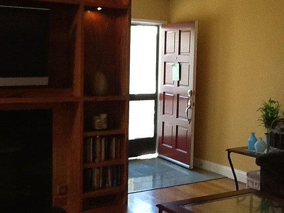 4th image of 1068 NW Rubicon way Way