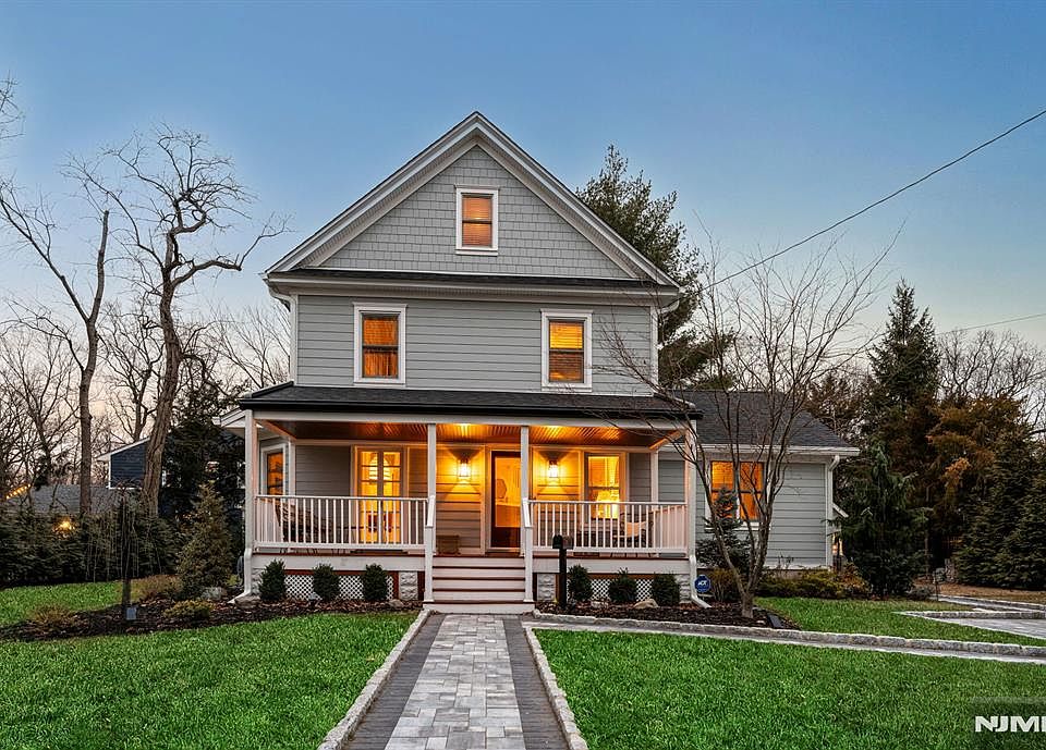 1st image of 516 Stevens Ave