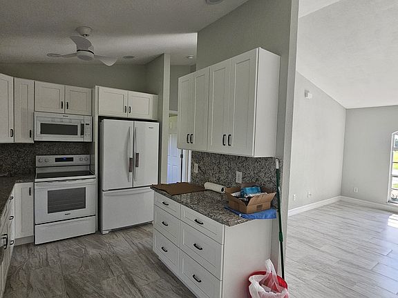 5th image of 1141 NW 27th Ct