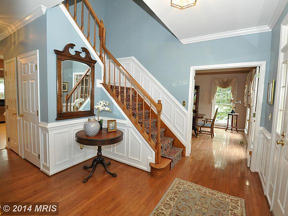 4th image of 9215 Wrights Hollow Ln