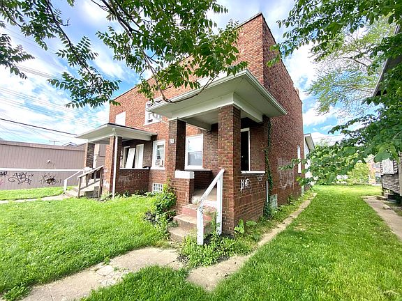 2nd image of 19 N Oakley Ave