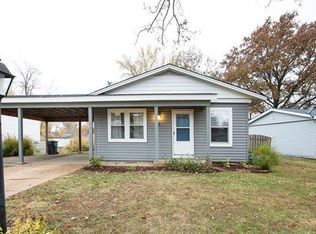 13 Matchlock Dr, Saint Peters, MO 63376