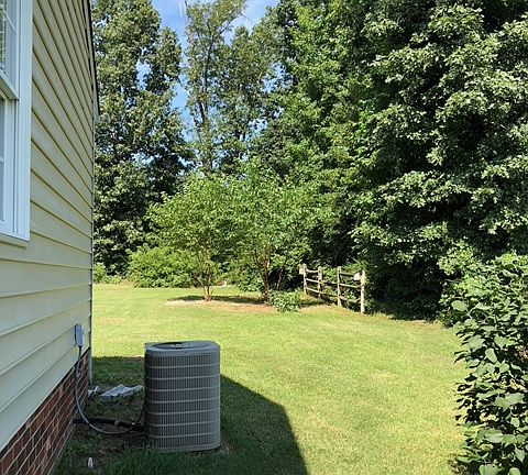 Side yard/AC Unit
