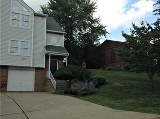 762 Charles St, Rochester, PA 15074