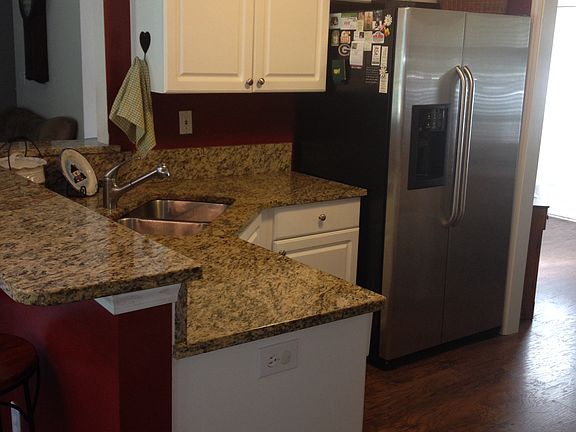 5th image of 323 Lochmill Ct