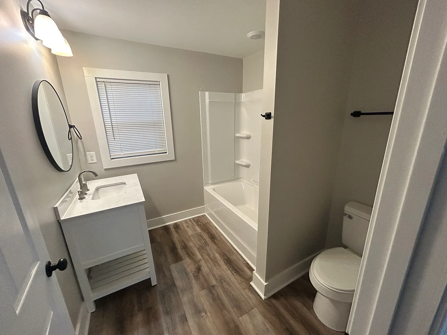 2 bed, 800 sqft, $1,250 — Photo 3