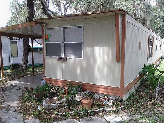 2nd image of 5503 Catfish Ln