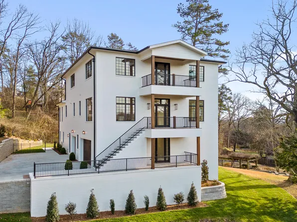 4 Minnekahda Pl, Chattanooga, TN 37405