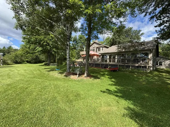 E1501 Penny Ln, Iola, WI 54945