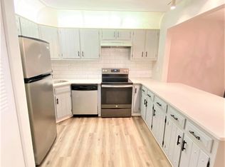 76 Lexington Ct, Red Bank, NJ