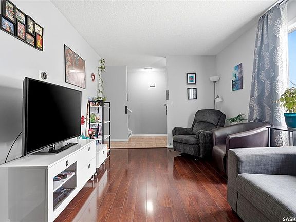 5th image of 4168 Castle ROAD
