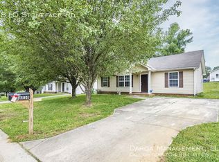 8810 Stoneface Rd, Charlotte, NC 28214