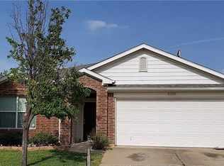 8320 Storm Chaser Dr, Fort Worth, TX 76131